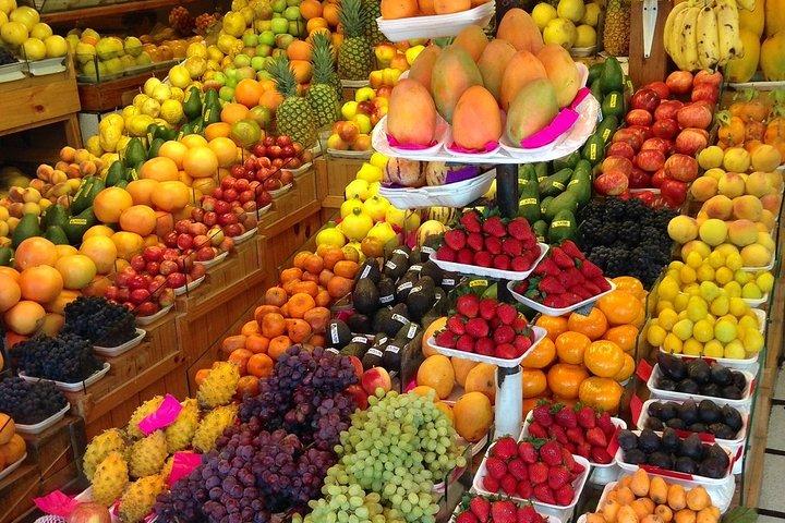 リマの歴史的中心部でペルーの味とピスコサワークラスをお試しください