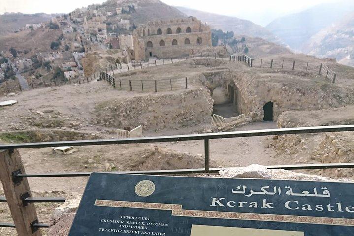 Voyage en Jordanie en circuit privé de 4 jours: Mont Nébo, Kerak, Petra, Wadi Rum, Site du baptême, Amman