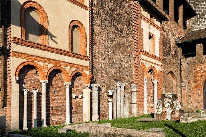 Milan, private guided walking tour