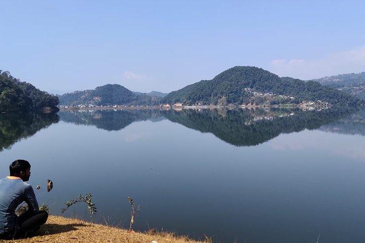 Ganze Tour durch das Pokhara-Tal mit Führer