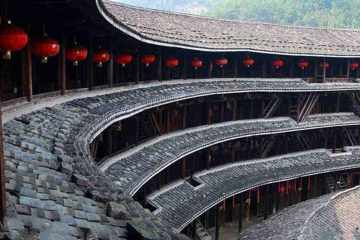 Visite privée de 4 jours à Hakka Tulou, Xiamen et le mont Wuyi