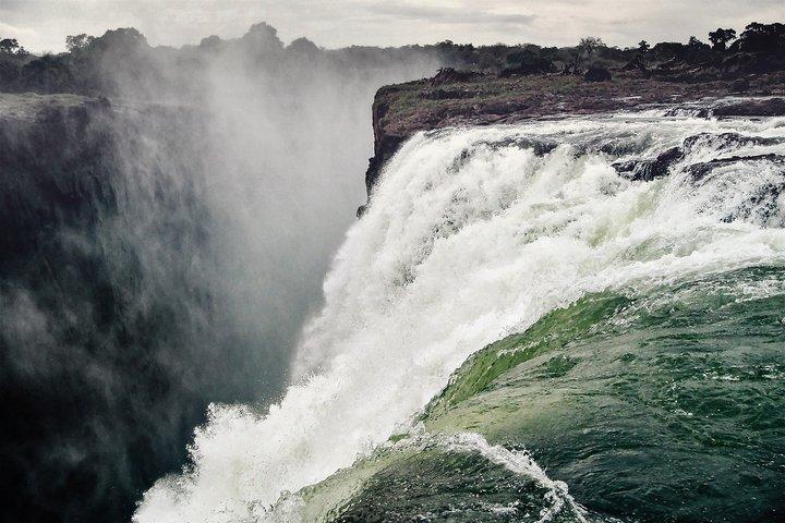4 dagen / 3 nachten Victoria Falls & Hwange NP Adventure