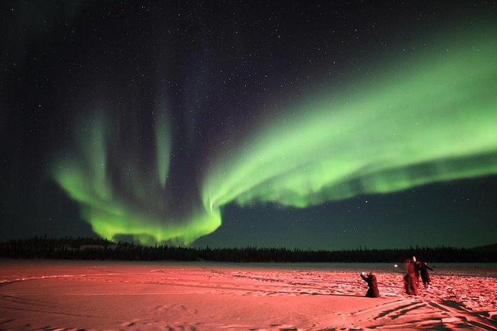 Yellowknife Tours Aurora med buss