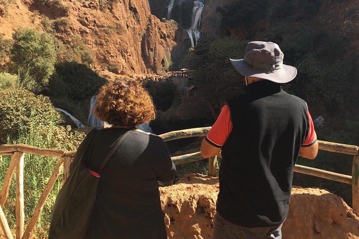 マラケシュからの終日ウゾウド滝グループツアー