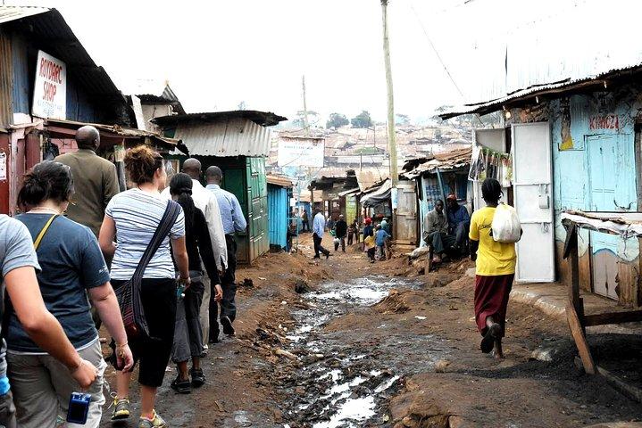 Nairobi Kibera Bidonvilles et spectacle de danse culturelle Visite guidée d'une journée