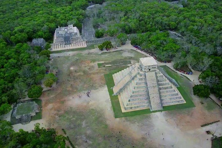 Tour de Chichen Itza, Cenote e Valladolid com almoço maia