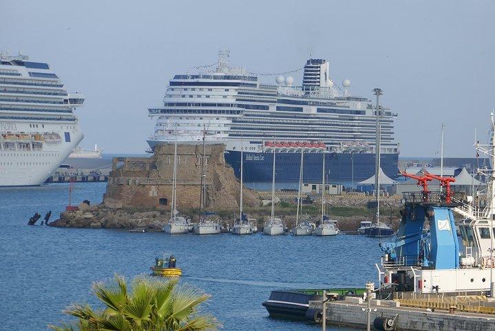 Transfert de l'aéroport de Rome FCO au port de Civitavecchia en voiture de fonction