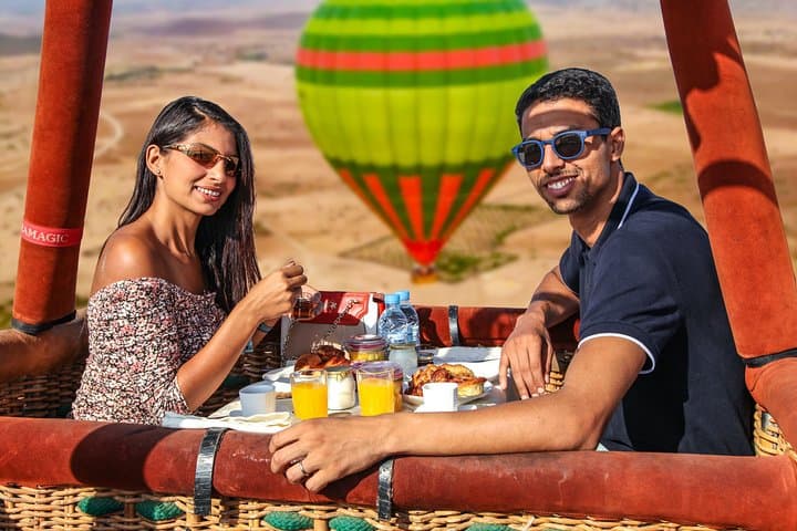 Most Exclusive Experience Luxury, Transfer & Gourmet Seated Meal