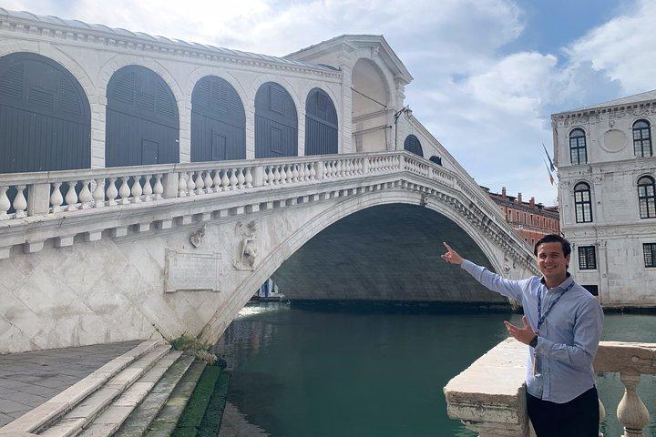The Secret Venice + Cicchetti and Shadows Private Tour