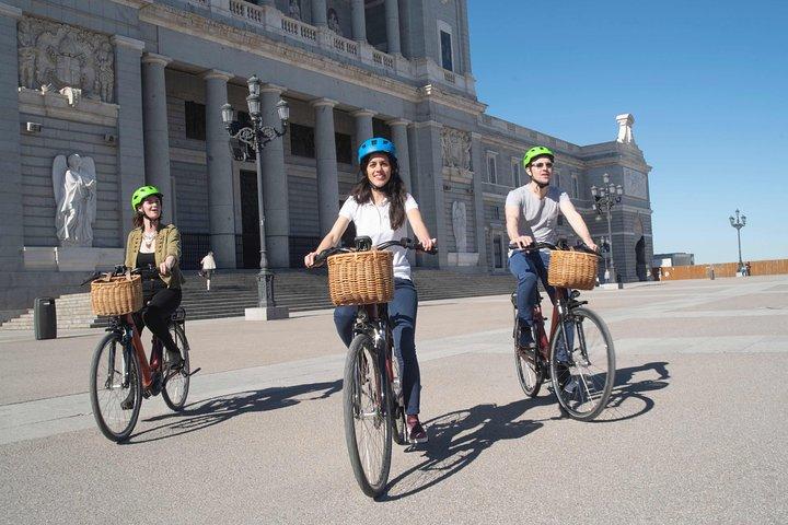 Madrid: Eksklusiv privat bytur med cykel/e-cykel