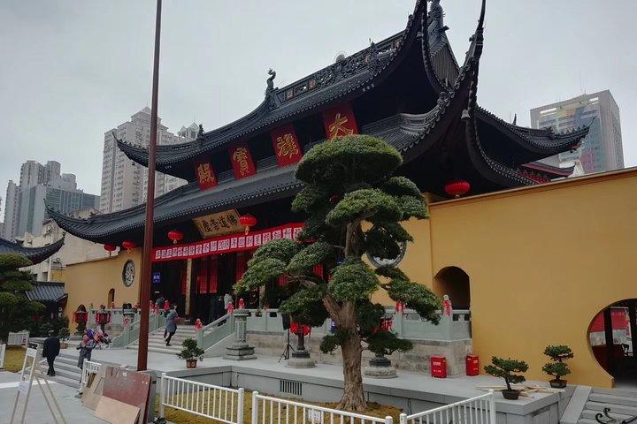 Visite privée des sites historiques de Shanghai et croisière le long de la rivière Huang Pu