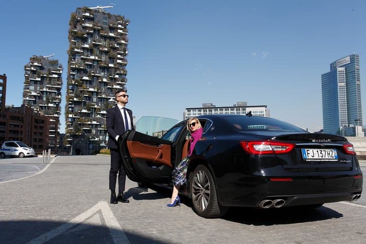 LINATE - MILANO airport transfer with private Luxury Car