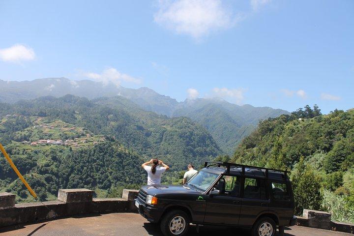 North Tour & Wine Tasting - 4x4 (Small Groups)