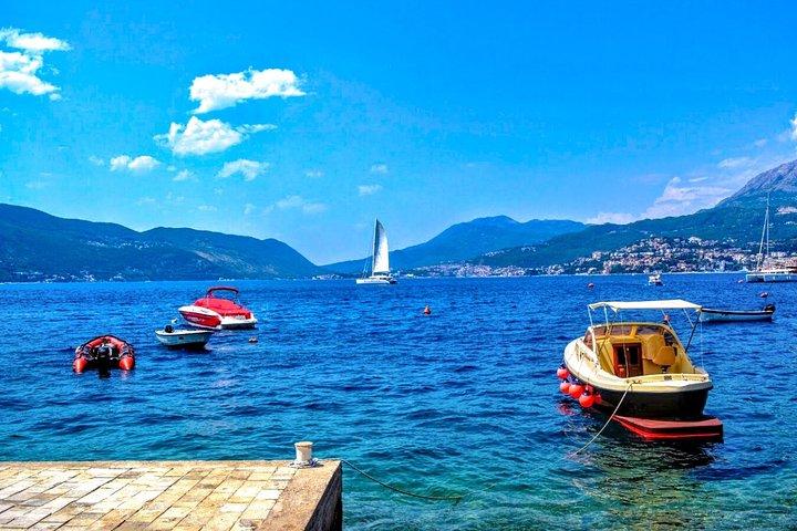 Crkva Svete Marije 1774，Crkva Sv. Roko，Tivat，Rose Full Day Tour da Cattaro