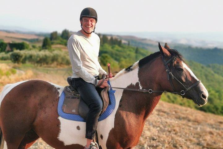 Passeios a cavalo - explore a natureza toscana