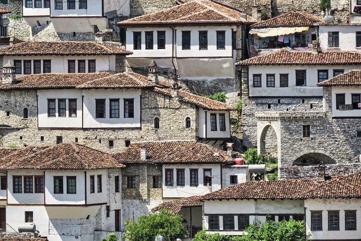 Berat Exploração cultural e histórica de dia inteiro