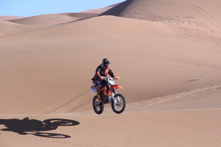 3 dias KTM-Desert Adventure em Merzouga: explore a famosa estrada de Dakar-Ralley