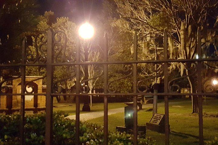 Savannah Ghostwalker Tour and Ghost Hunt