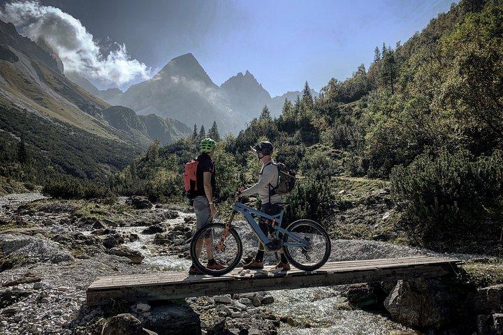 インスブルック シーニック eBike ツアー
