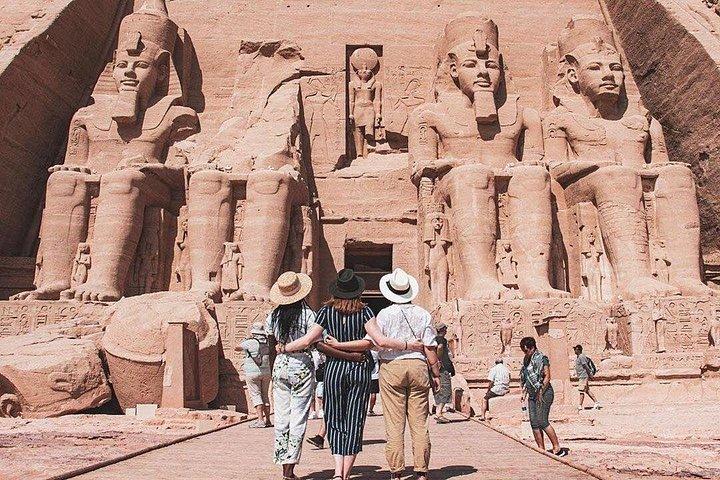 Abu Simbel Temples privat guidet tur fra Aswan med bus