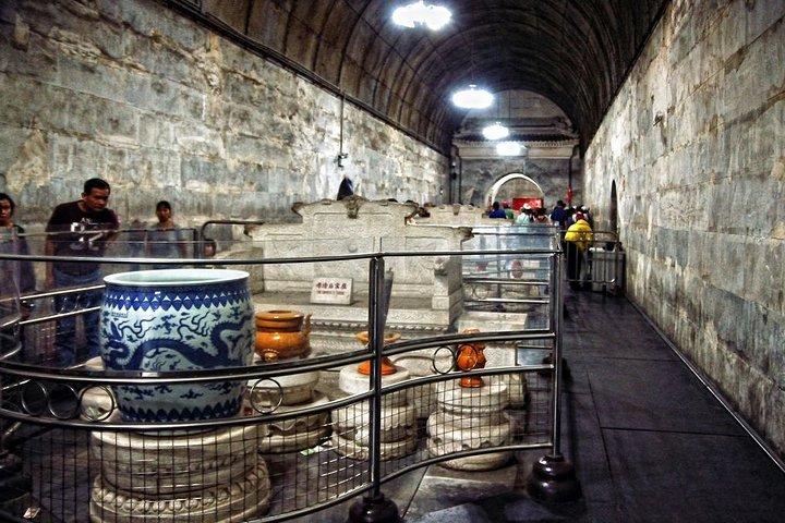 Excursão para grupos pequenos à Grande Muralha de Mutianyu, Tumbas Ming, Caminho Sagrado com Almoço