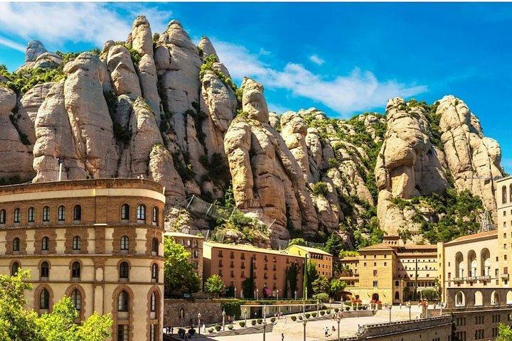 Tour di Montserrat con Madonna Nera Opzionale + Ruota dentata / Funivia