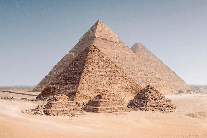 Da Hurghada: Visita Cairo, Piramidi e Museo in Volo