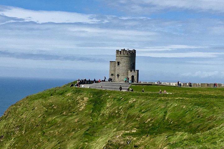 Scogliere di moher e Galway in italiano