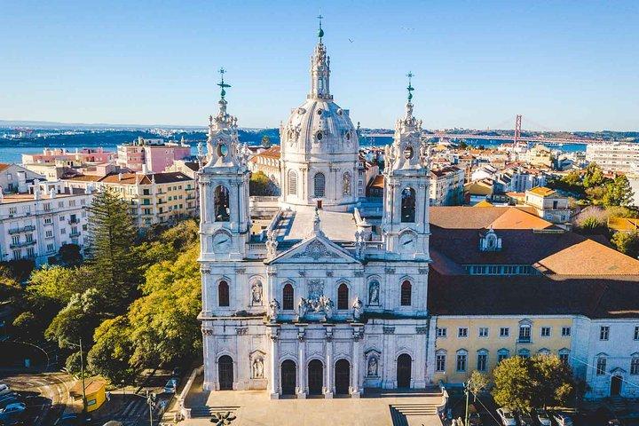Arrival Transfer: Lisbon Airport LIS to Lisbon in Business Car