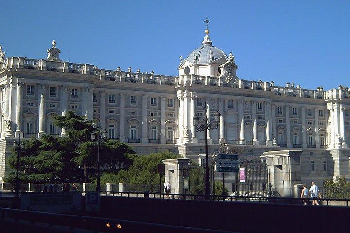 Private Touren während 5 Tagen in Madrid mit privaten Abhol- und Eintrittskarten