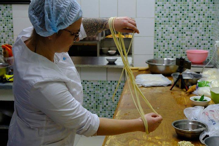 Master class di cucina dell'Asia centrale Lagman