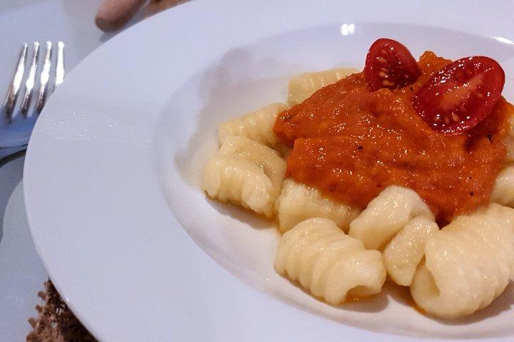 Min bedstemors hemmeligheder Making Gnocchi