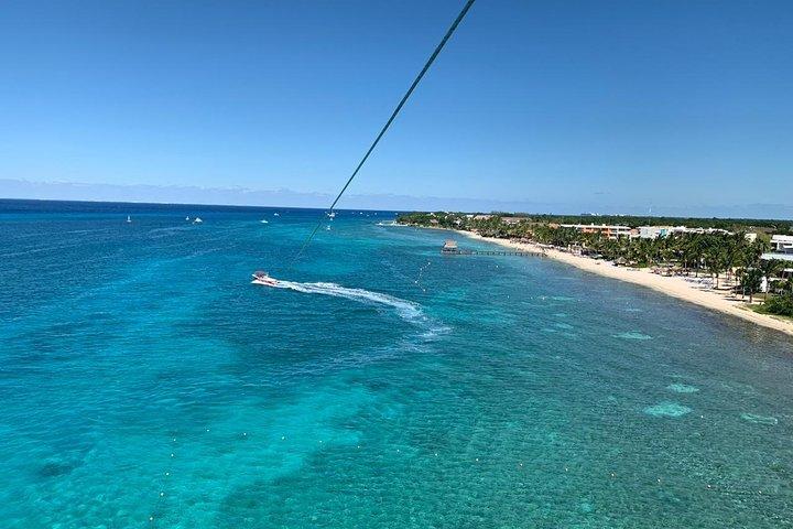 Best Parasailing Cozumel + Beach + Locker
