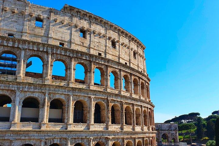 Rome: Between Holy Doors Small Group Walking Tour