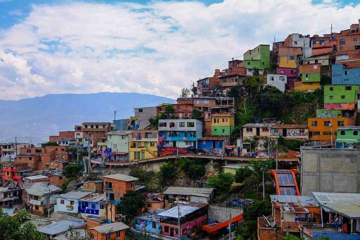 Passaggio di 13 giorni Intrepid Colombia: da Medellín a Cartagena