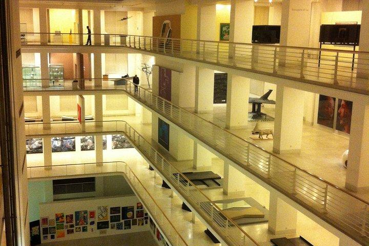 Sete horas, um passeio: história pura