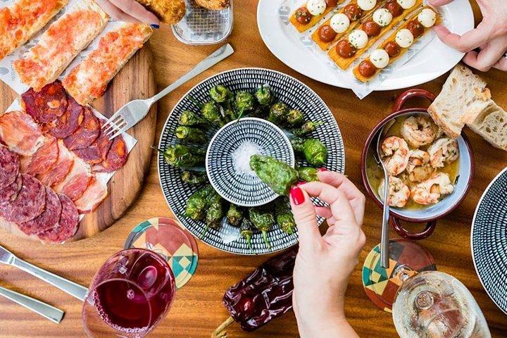 Ein Vorgeschmack auf Barcelona : Tapas & lokale Köstlichkeiten