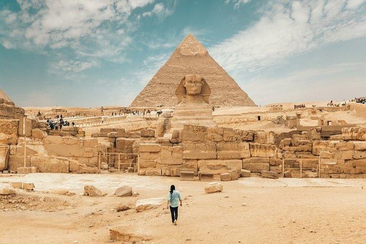 Private tour to the Giza pyramids, Sphinx, optional camel, lunch