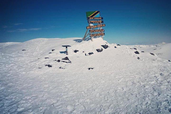 5 dage Marangu rute Kilimanjaro Climbing