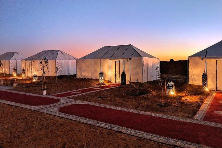 4-tägige private Tour von Marrakesch nach Fes über die Wüste Erg Chebbi