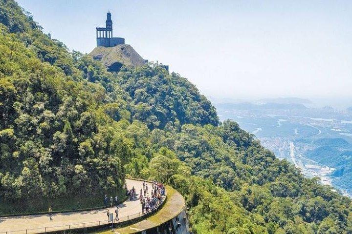 サンパウロ：大西洋岸森林、渓谷、一連の丘を通るエコプライベートツアー