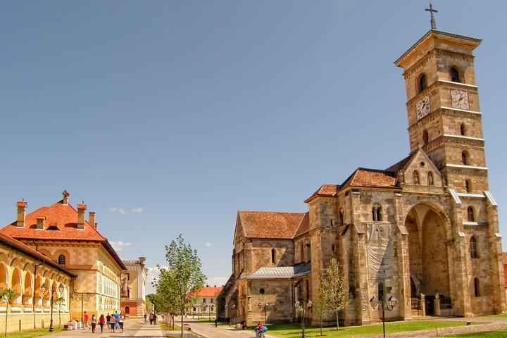 Tour naar Corvin Castle in Hunedoara en Alba Iulia