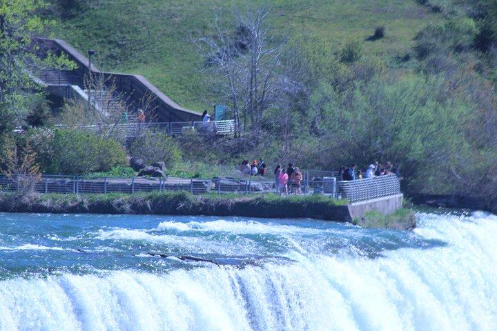 Niagara Falls te voet verkennen met Maid of the Mist uit de VS