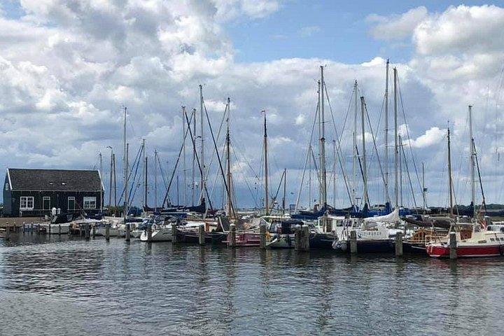 Escape Amsterdam: E-Bike to Zaanse Schans Windmills & Zaandam