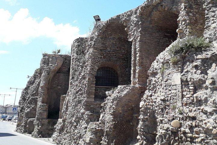 Walking tour in the historical places of Civitavecchia