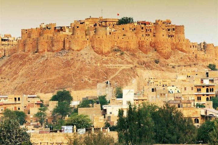 Tour privato di 3 giorni di Jaisalmer con Desert Camp Experience