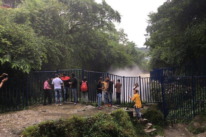 Quick Devi’s Water Fall Tour