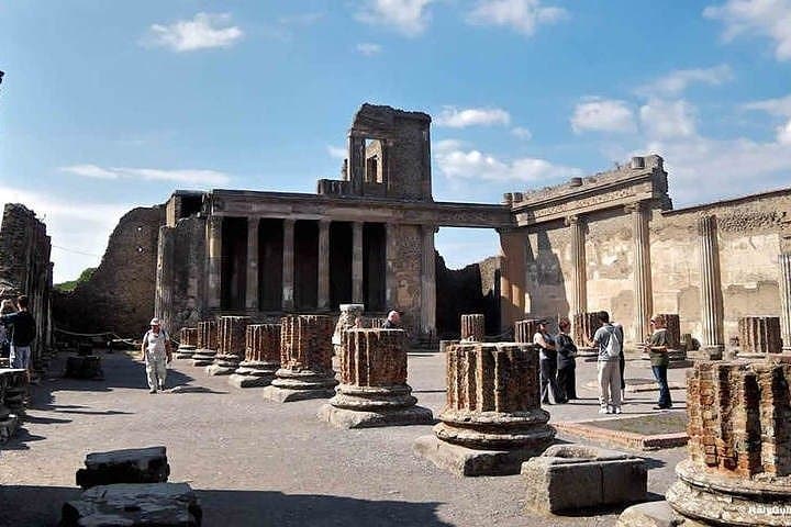 Combined Tour Pompeii-Amalfi Coast