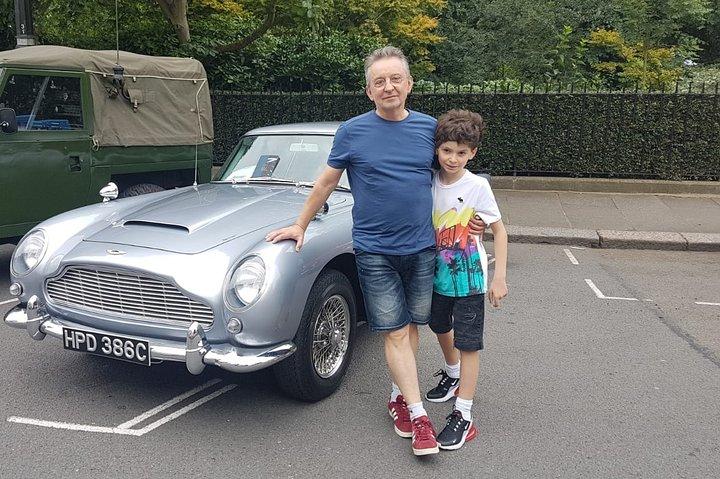 Visite ultime en taxi espion de James Bond