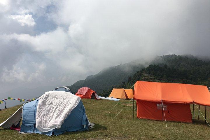 Übernachtung im Dhampus Australian Camp Einfaches Wandern von Pokhara aus